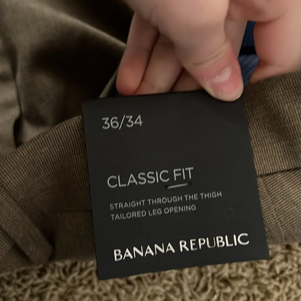 NWT Banana Republic tan classic fit business casual dress pants
